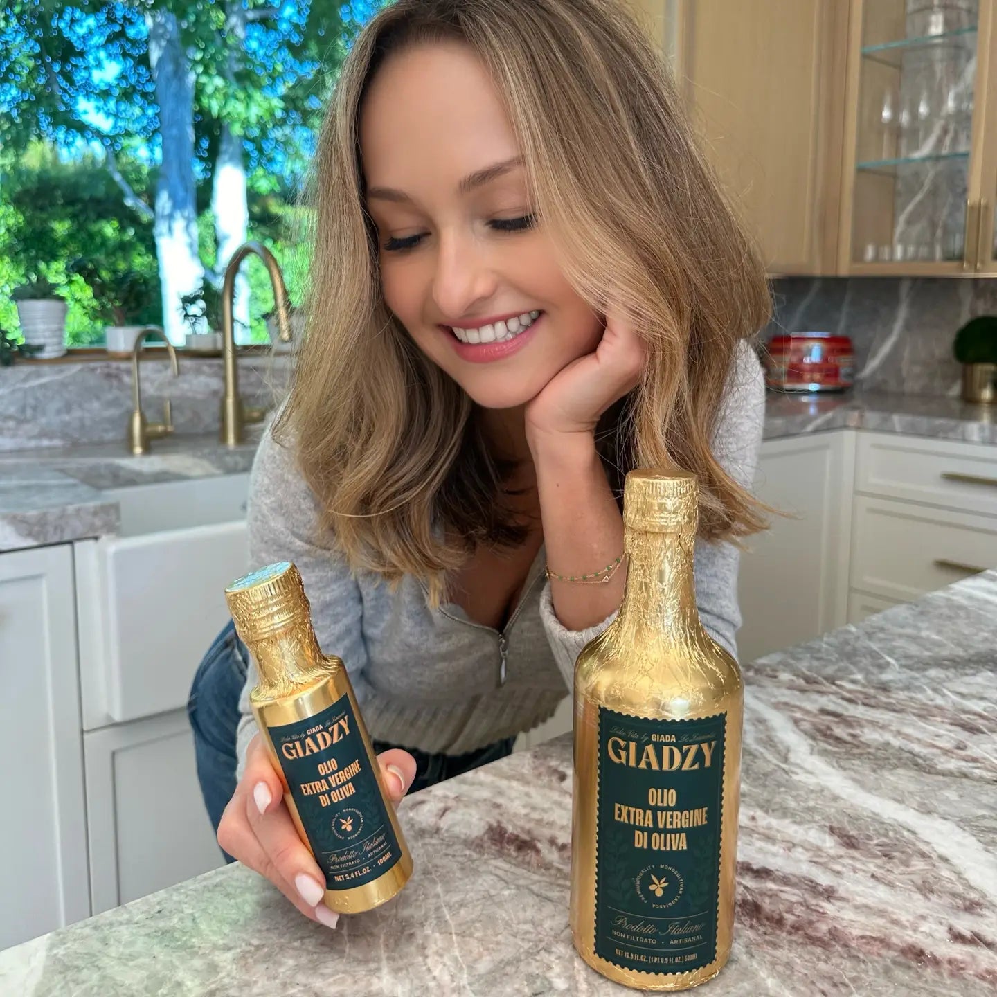 Giadzy- mini gold-wrapped extra virgin olive oil