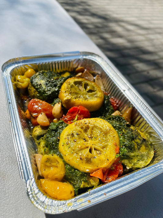 Roasted chicken breasts with pesto and tomatoes (nut free)