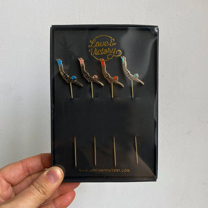 Love & Victory -  Multicolor Diver Cocktail Picks